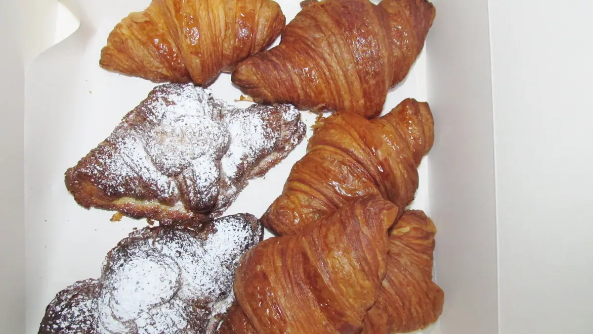 Caramel Patisserie – patisserie in Chingford Mount, London